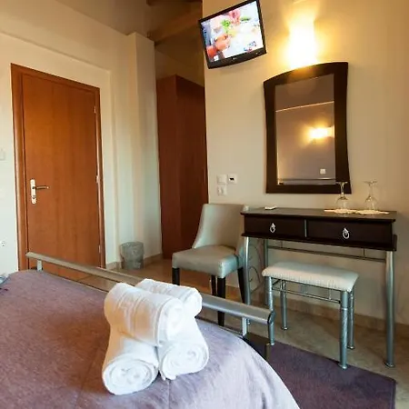 Guest house Iliothea 3*